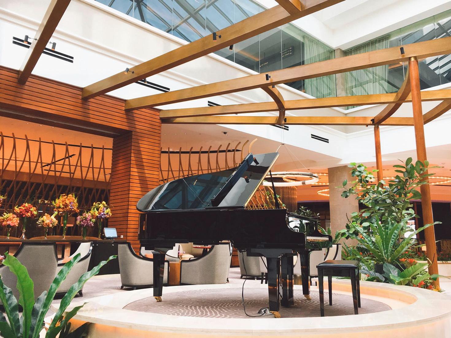 Grand Piano Lobby
