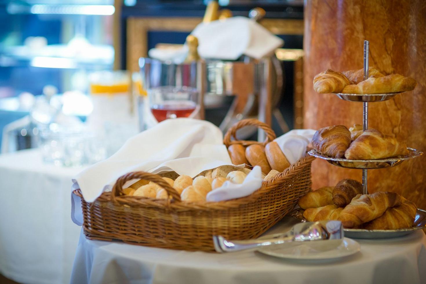 Fresh bread